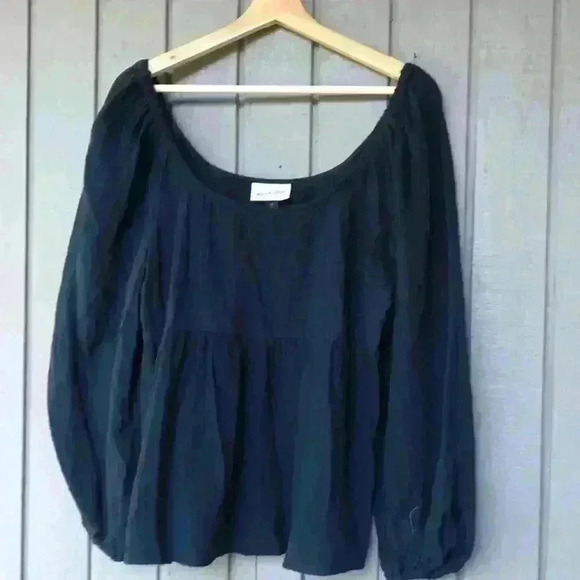 Universal Thread Tops - Universal Thread Blue Square neck Top